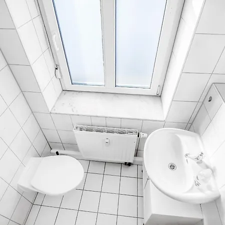 Bis 6 Personen - Helle, Ruhige Whg, 2 Baeder, Dd Neustadt - Lage Апартаменты Дрезден