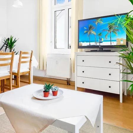Bis 6 Personen - Helle, Ruhige Whg, 2 Baeder, Dd Neustadt, Top Lage * Dresden