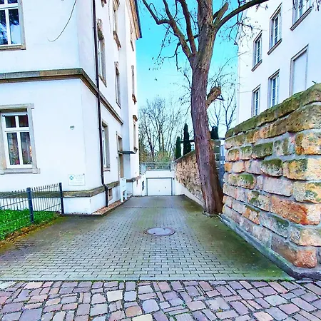 Bis 6 Personen - Helle, Ruhige Whg, 2 Baeder, Dd Neustadt, Top Lage *